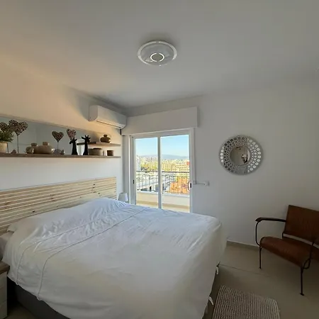 Prime Located Penthouse W Seaview Apartman *
