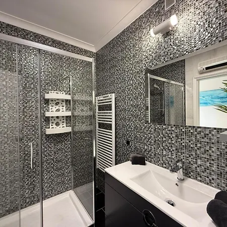 Prime Located Penthouse W Seaview *