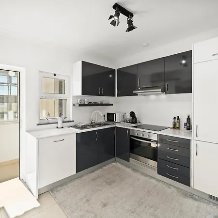 Prime Located Penthouse W Seaview Portimão