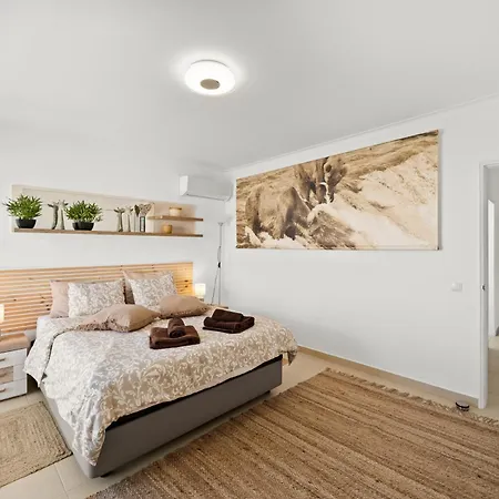 Prime Located Penthouse W Seaview