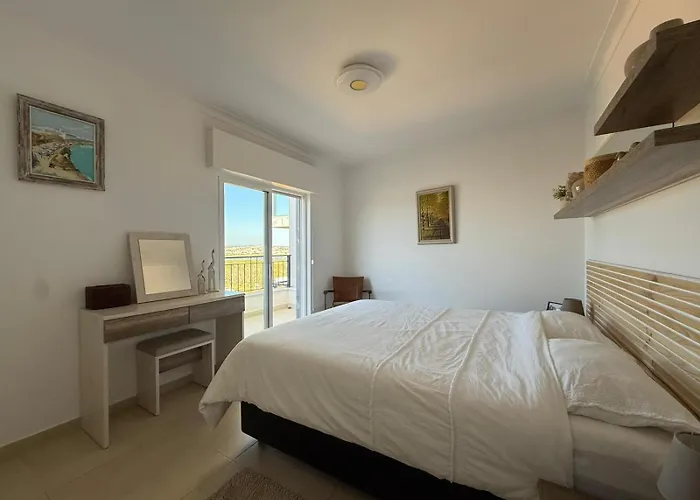 Prime Located Penthouse W Seaview Apartment